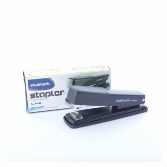 Grapadora Studmark Mediana 25 Hojas 4306